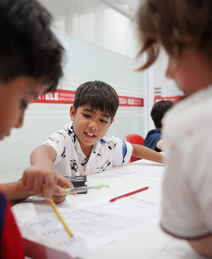 Kids and teenagers learning Spanish
