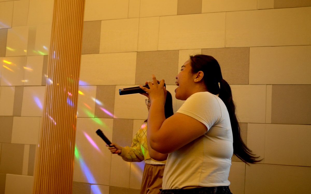 Spanish Karaoke Night in Bali